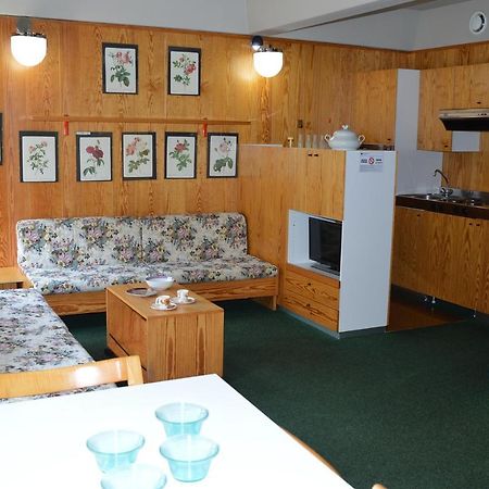 Appartamenti Vacanze Casa -Residence Albare - Check In Vacanze Casa - Marilleva 900 ภายนอก รูปภาพ
