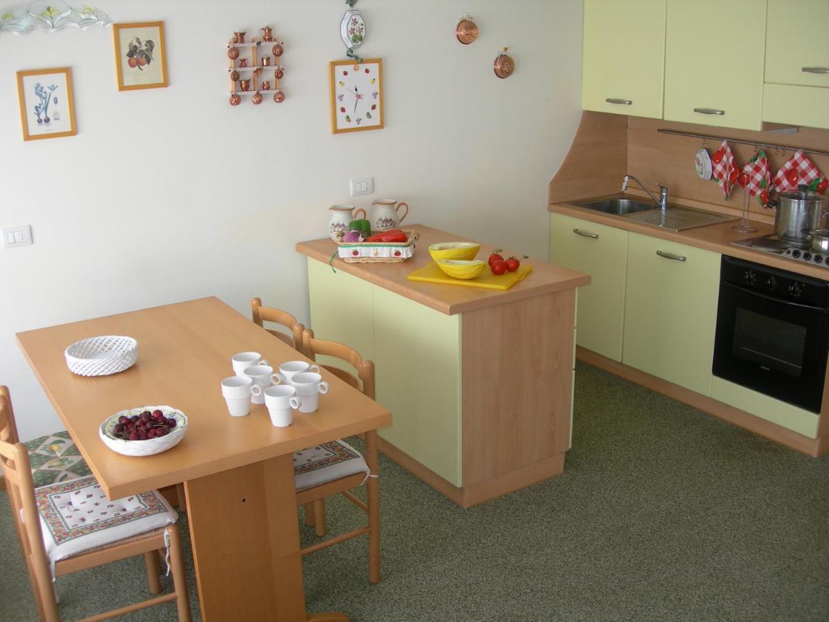 Appartamenti Vacanze Casa -Residence Albare - Check In Vacanze Casa - Marilleva 900 ภายนอก รูปภาพ