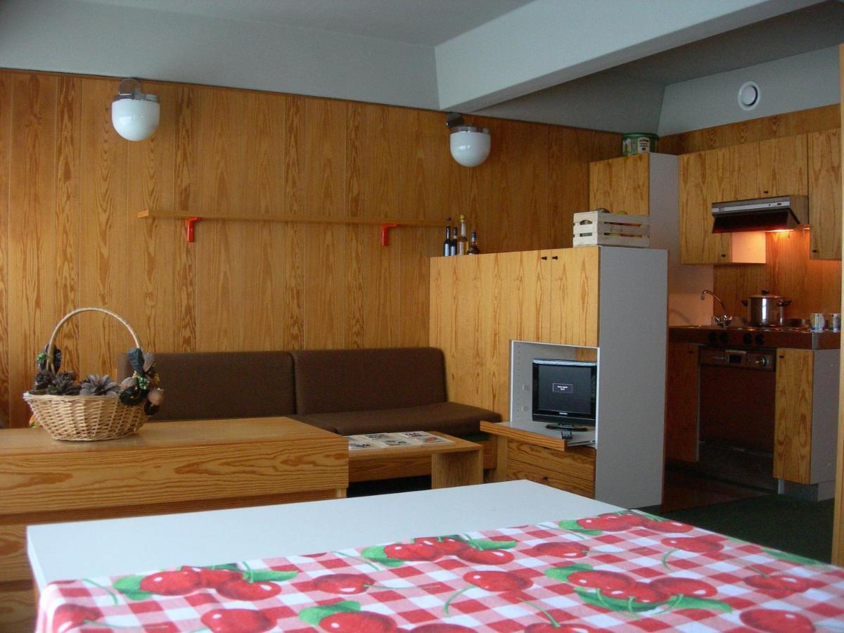 Appartamenti Vacanze Casa -Residence Albare - Check In Vacanze Casa - Marilleva 900 ภายนอก รูปภาพ