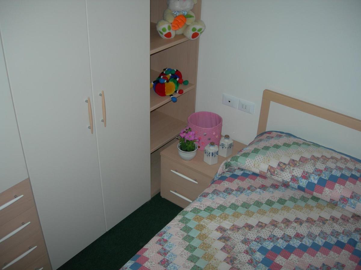 Appartamenti Vacanze Casa -Residence Albare - Check In Vacanze Casa - Marilleva 900 ภายนอก รูปภาพ