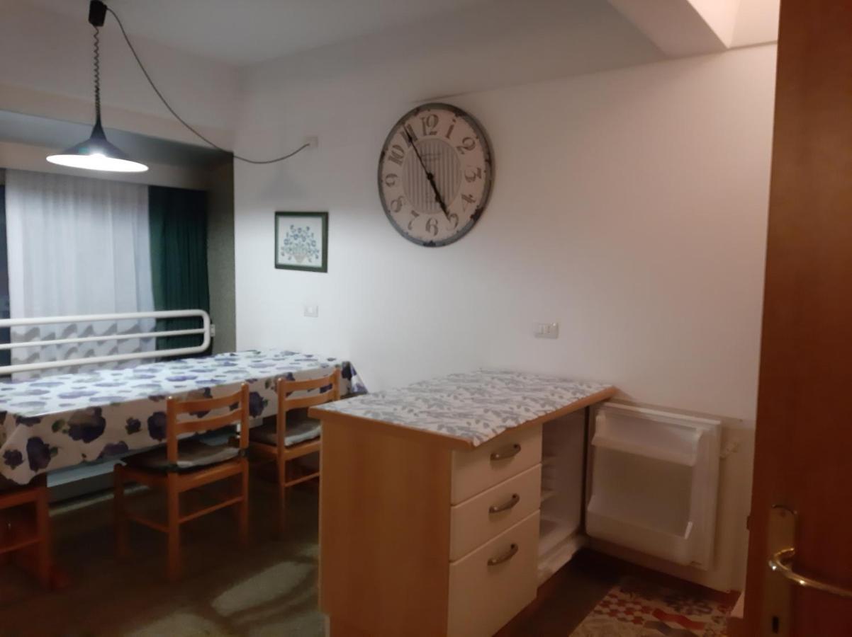 Appartamenti Vacanze Casa -Residence Albare - Check In Vacanze Casa - Marilleva 900 ภายนอก รูปภาพ